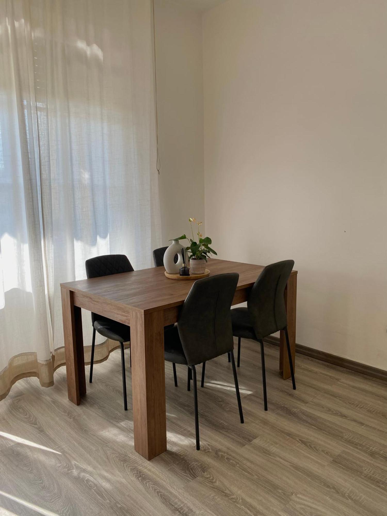Casa Sara Como Lake Parcheggio Interno Privato Cernobbio Exterior foto