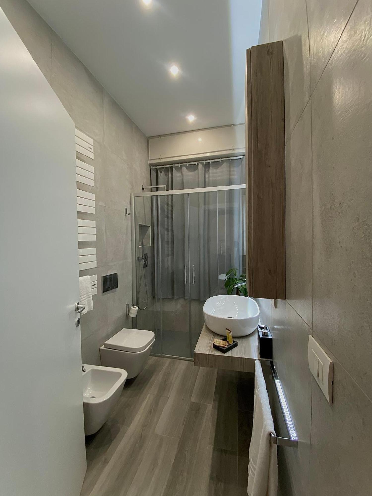 Casa Sara Como Lake Parcheggio Interno Privato Cernobbio Exterior foto